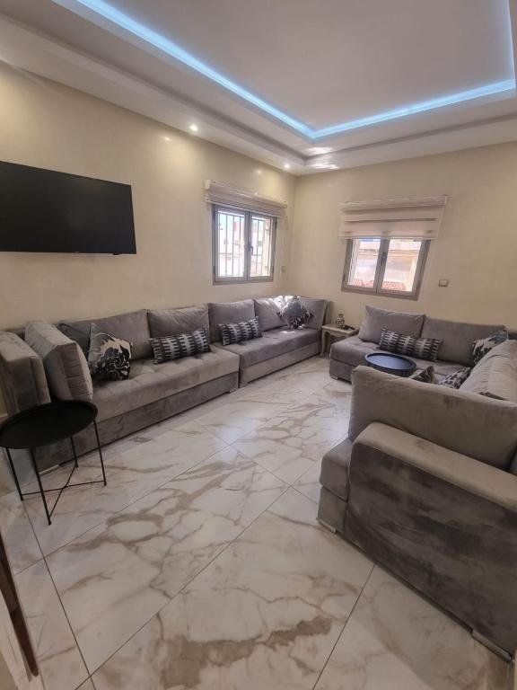 Sea View Private Terrace - Fibre Wi-Fi & Netflix